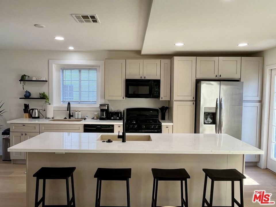 1825 Stearns Drive - Photo 25