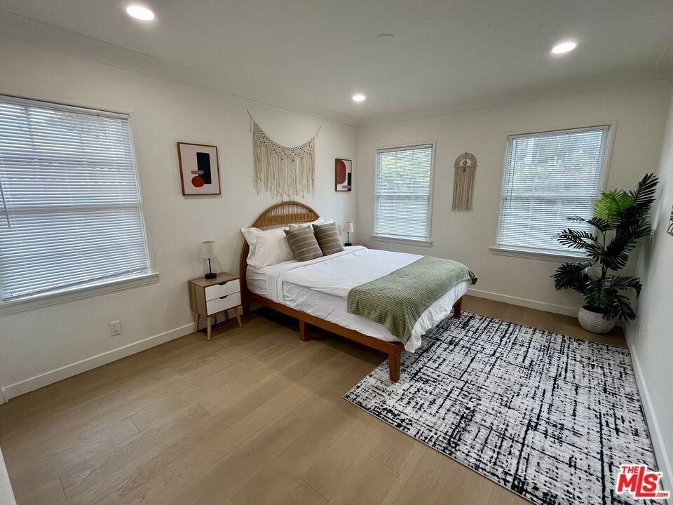 1825 Stearns Drive - Photo 15