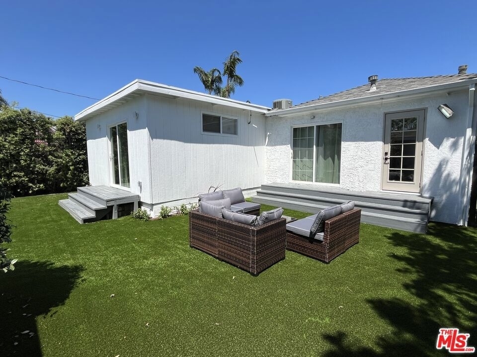 1825 Stearns Drive - Photo 35