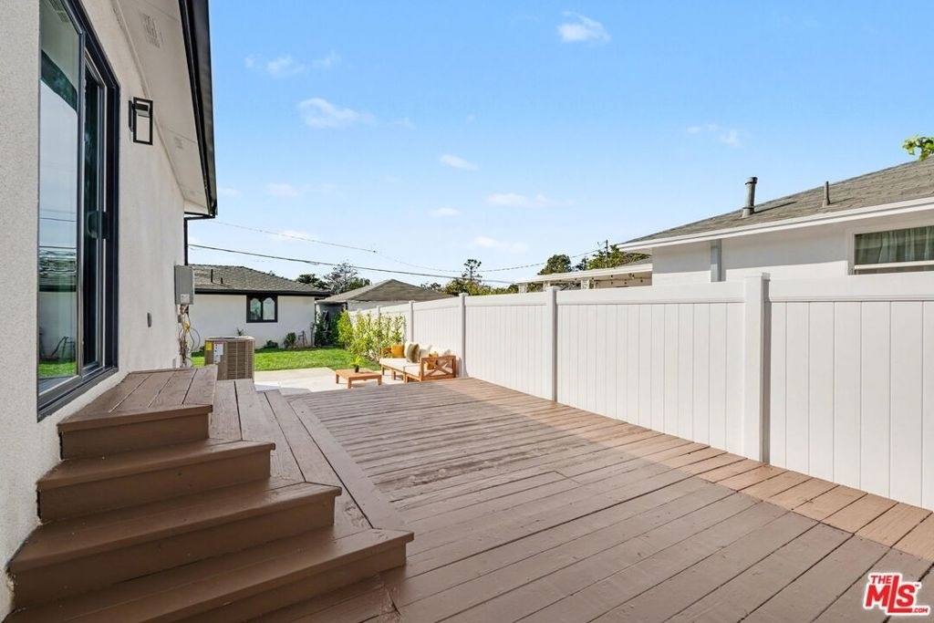2831 Overland Avenue - Photo 49