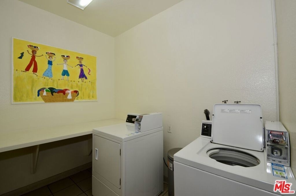 1348 N Sierra Bonita Avenue - Photo 14