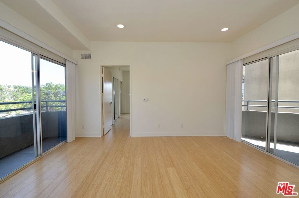 1348 N Sierra Bonita Avenue - Photo 5