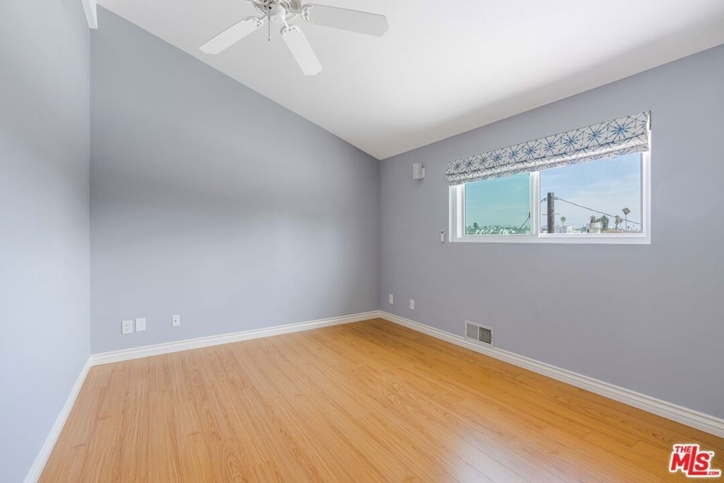 3910 Moore Street - Photo 17