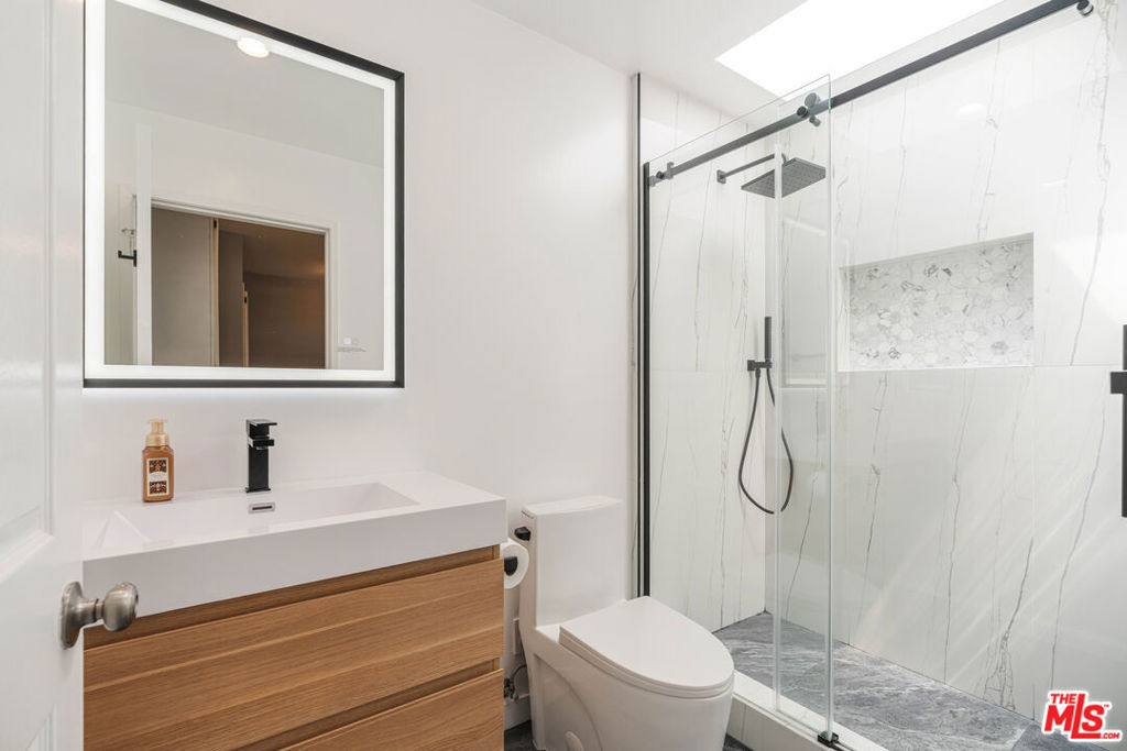 3910 Moore Street - Photo 16