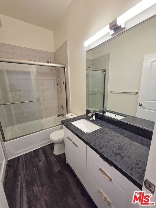 2651 S Hobart Blvd - Photo 10