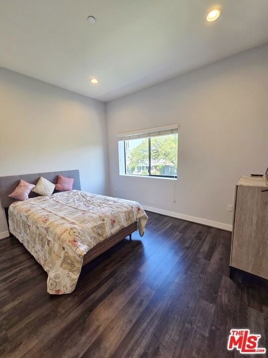 2651 S Hobart Blvd - Photo 7