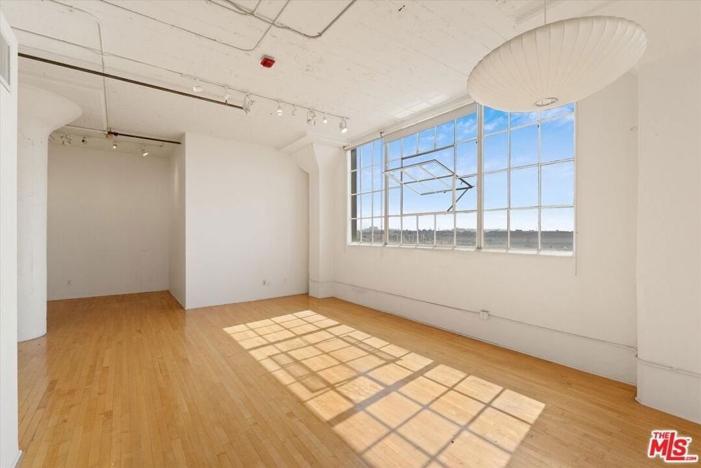 420 S San Pedro Street - Photo 9