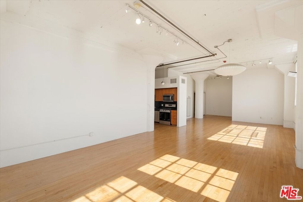 420 S San Pedro Street - Photo 8