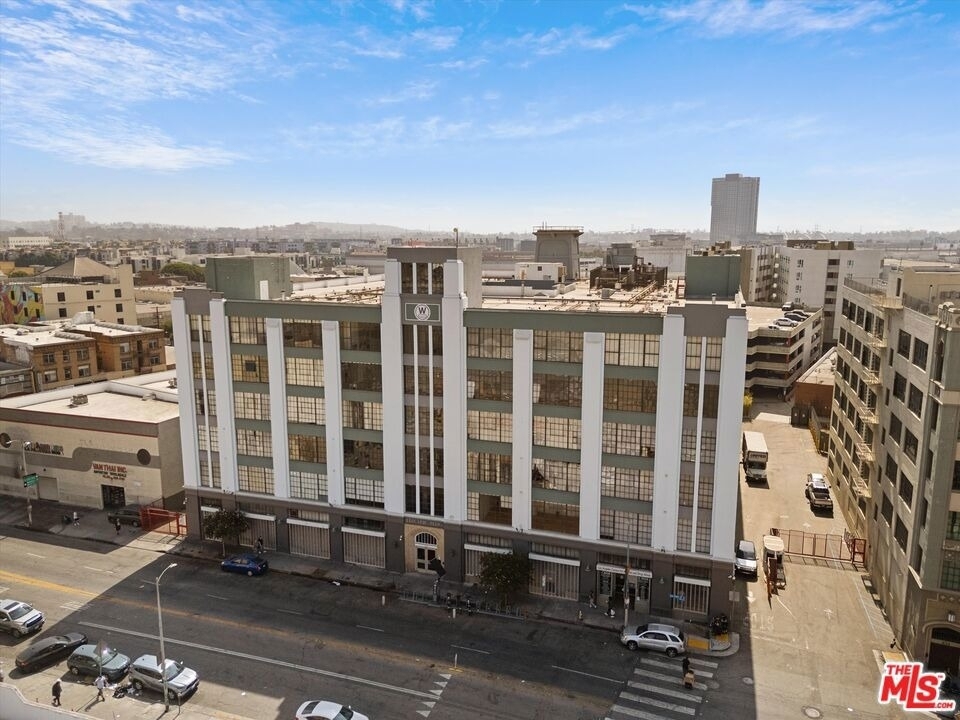 420 S San Pedro Street - Photo 0