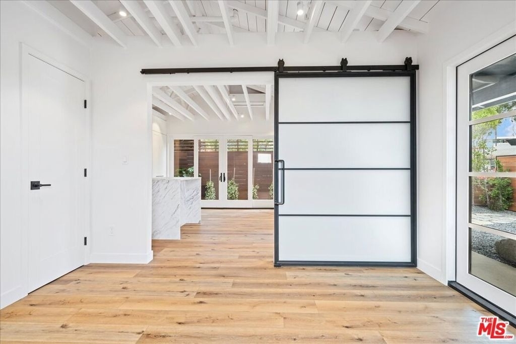 4027 Moore Street - Photo 24
