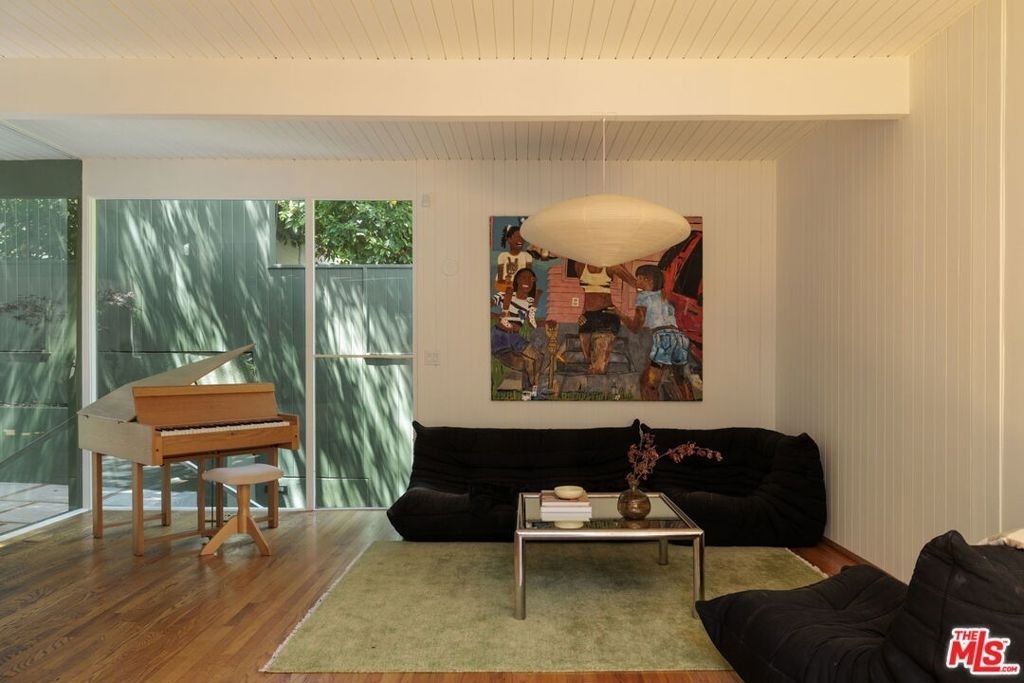 8322 Ridpath Drive - Photo 3