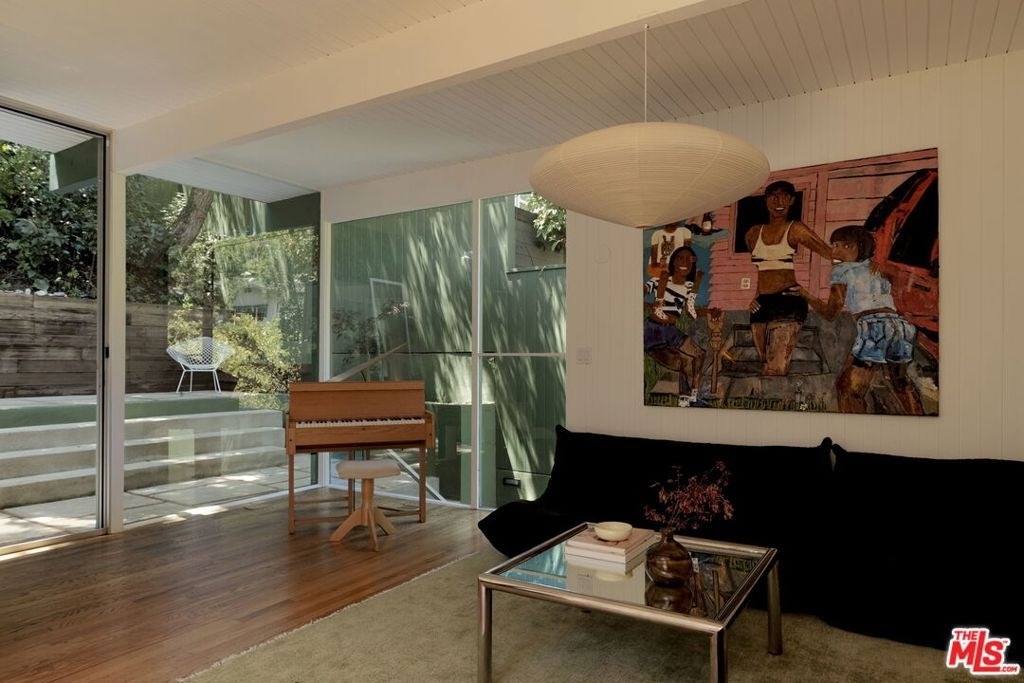 8322 Ridpath Drive - Photo 2