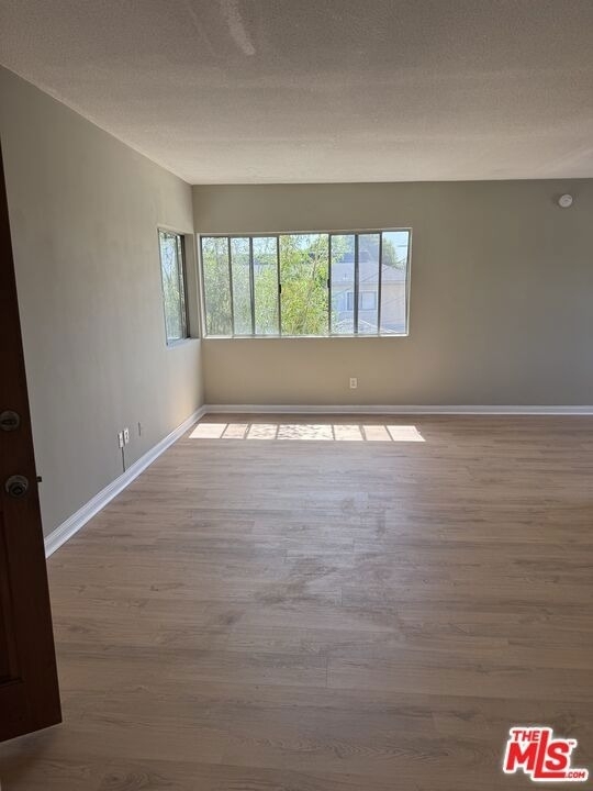 1646 Franklin Street - Photo 4