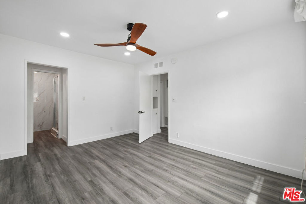 807 N Alfred Street - Photo 14