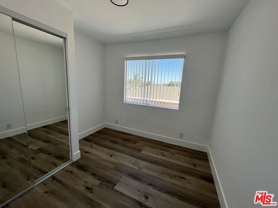 11430 Cedar Avenue - Photo 15