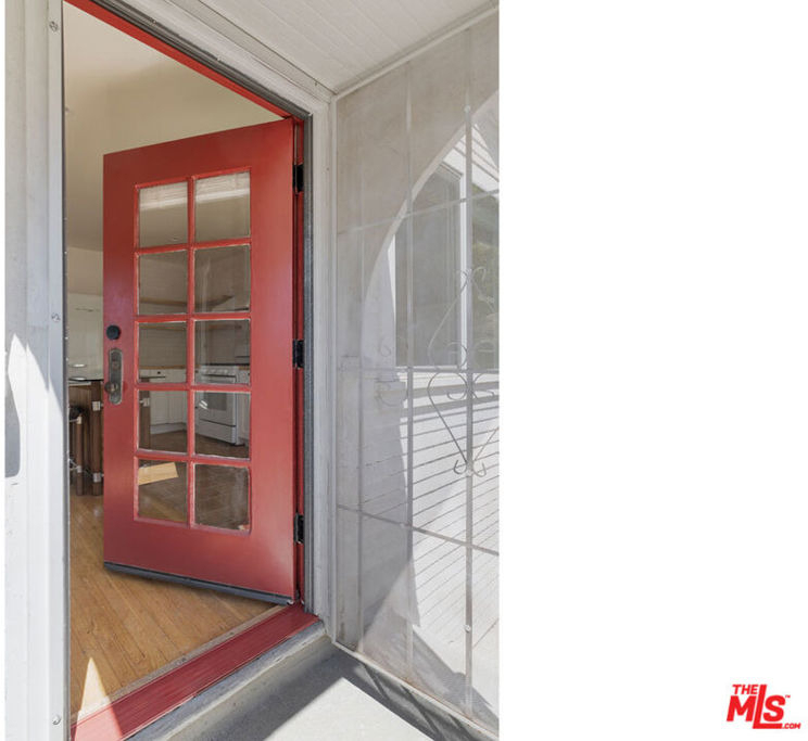 1310 1/2 Lucile Avenue - Photo 1