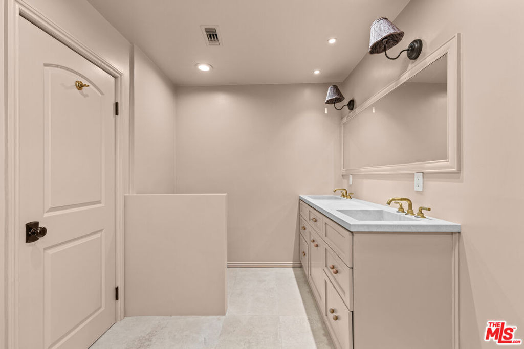 1314 Avenida De Cortez - Photo 21