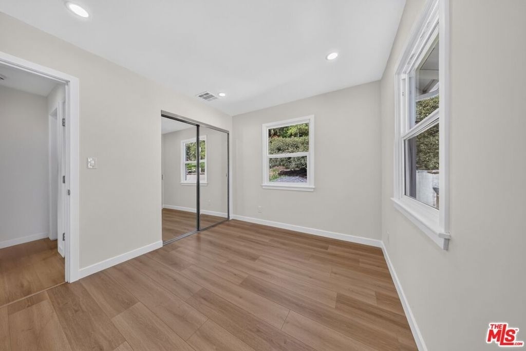 1615 S Adams Street - Photo 17