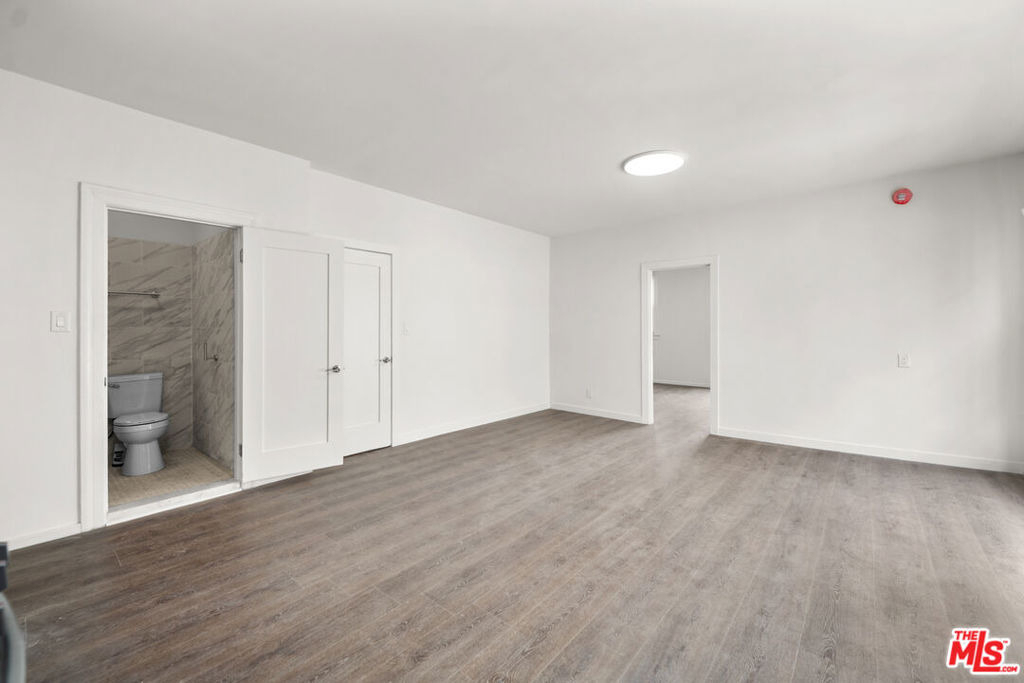 926 S Mariposa Avenue - Photo 11