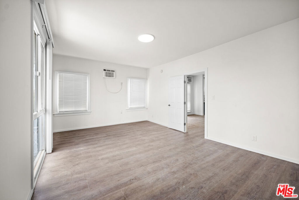 926 S Mariposa Avenue - Photo 15