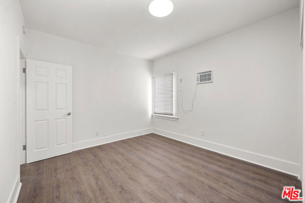 926 S Mariposa Avenue - Photo 6