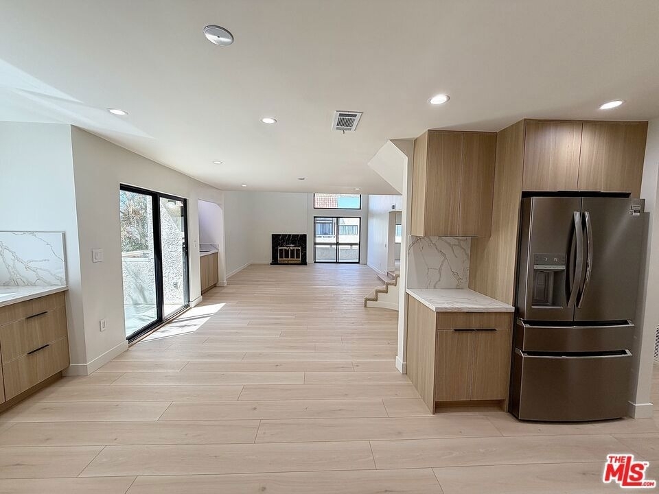 5237 Newcastle Avenue - Photo 23