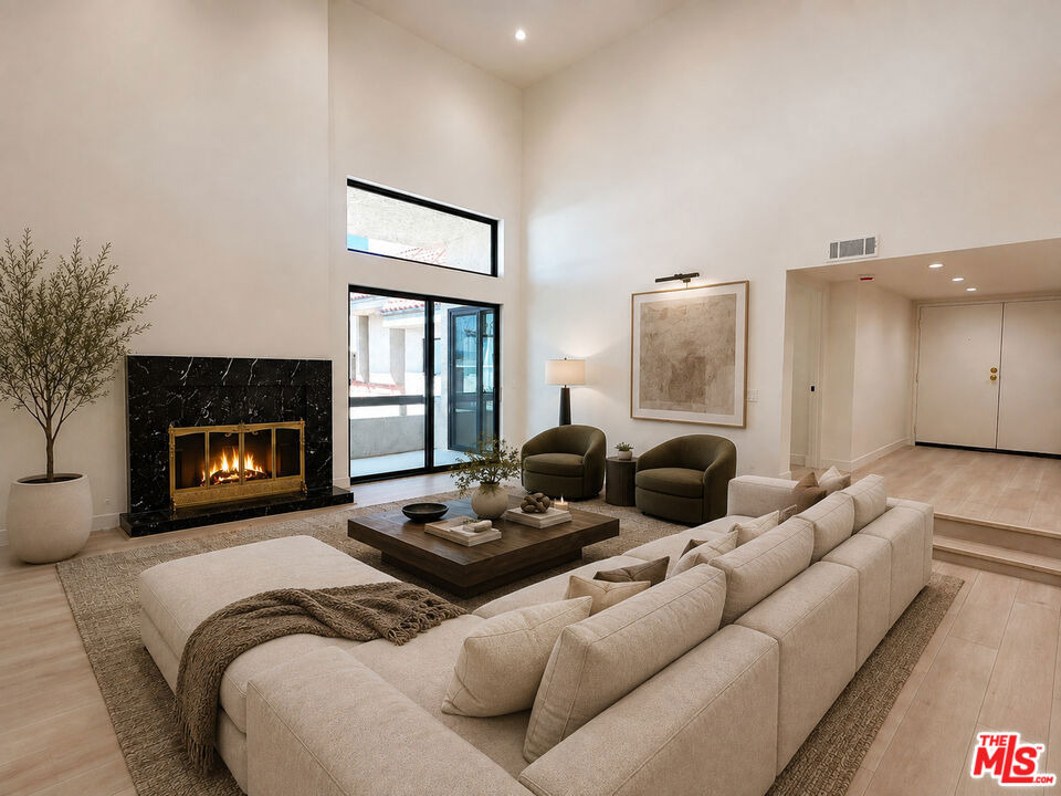 5237 Newcastle Avenue - Photo 7