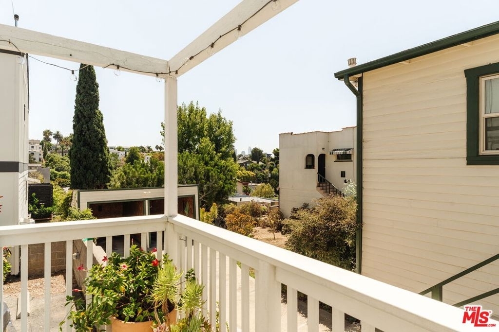 740 N Dillon Street - Photo 9