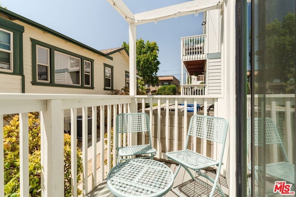 740 N Dillon Street - Photo 11