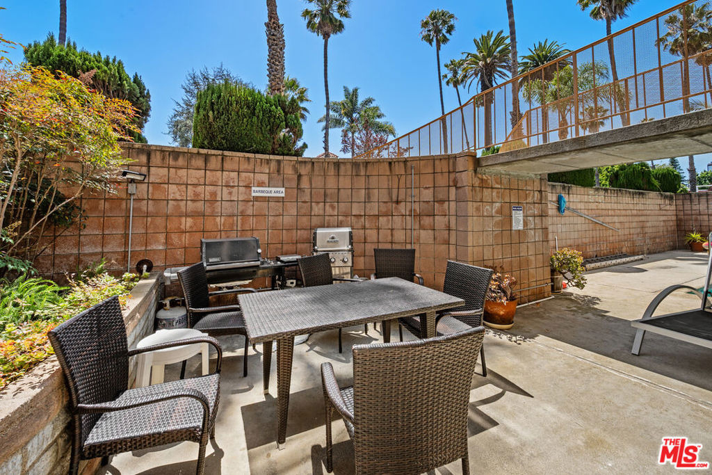 833 5th Street - Photo 18