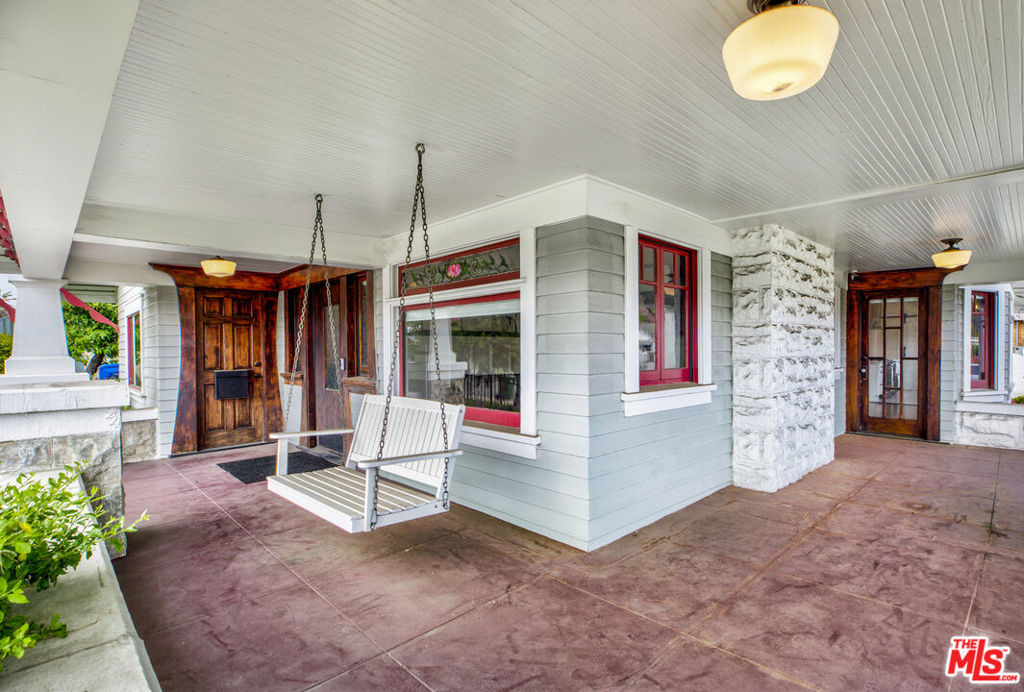 3628 Arlington Avenue - Photo 8