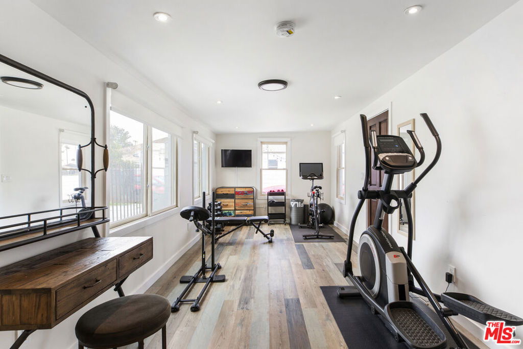 3628 Arlington Avenue - Photo 33