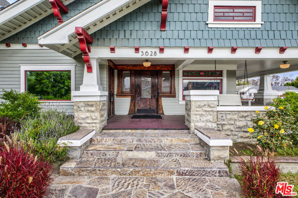 3628 Arlington Avenue - Photo 3