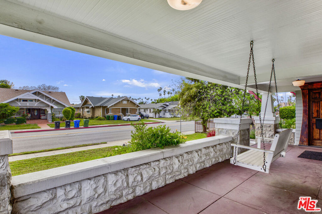 3628 Arlington Avenue - Photo 6