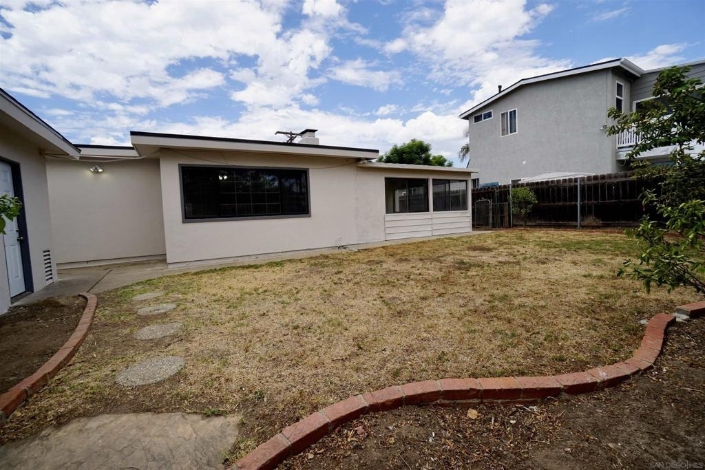 2523 Pergl Street - Photo 21