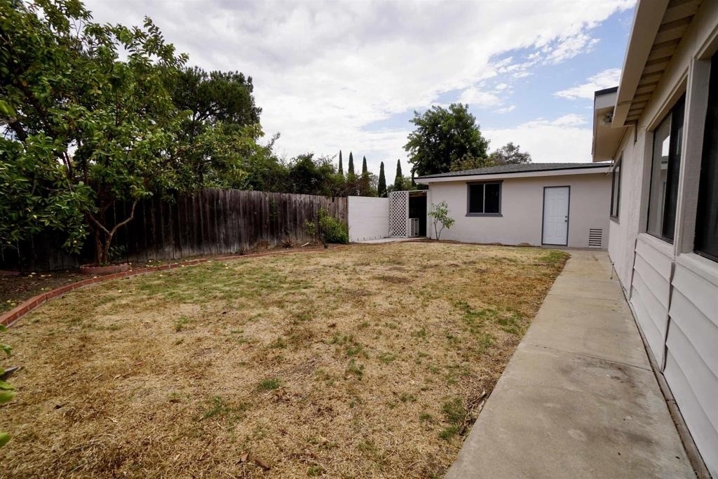 2523 Pergl Street - Photo 20