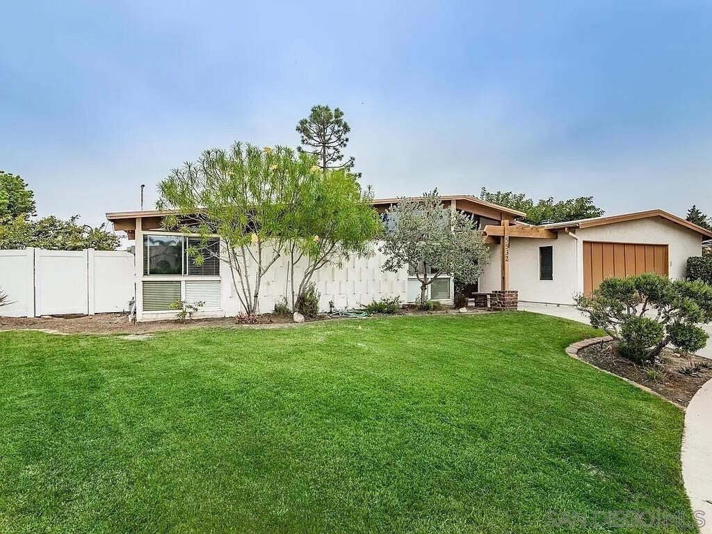 5532 Soderblom Ct - Photo 2