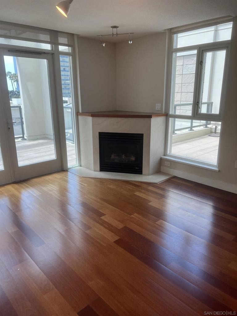 1199 Pacific Hwy. - Photo 10