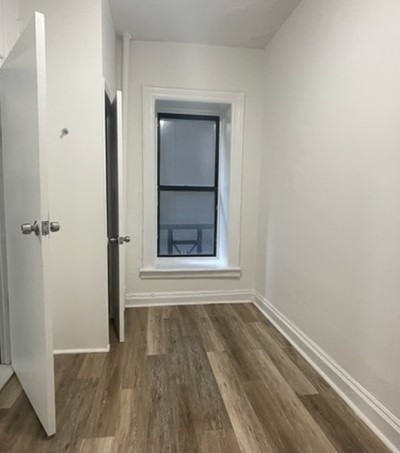 East 76th Street - Photo 5