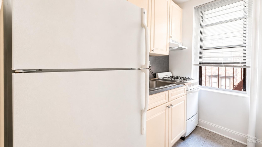 615 West 172nd Street - Photo 5