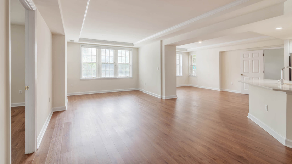3700 Massachusetts Ave. Nw - Photo 4