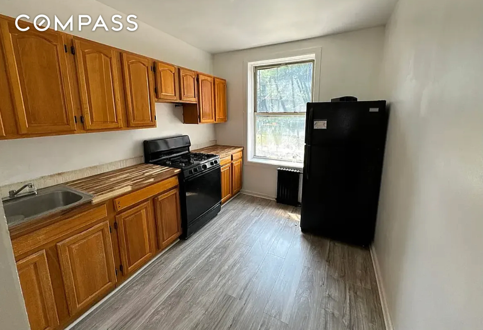 1040 Nostrand Avenue - Photo 3