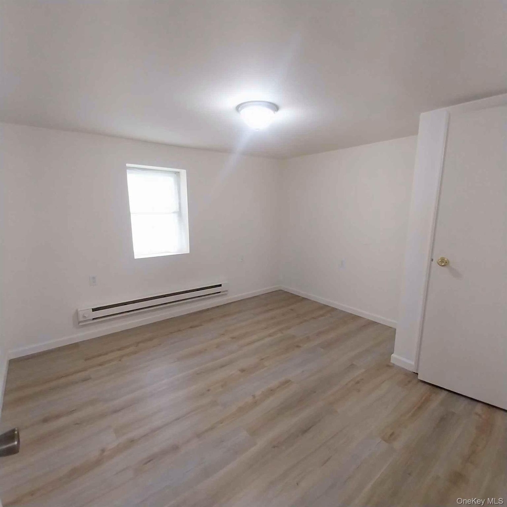 429 Guy Lombardo Avenue - Photo 9