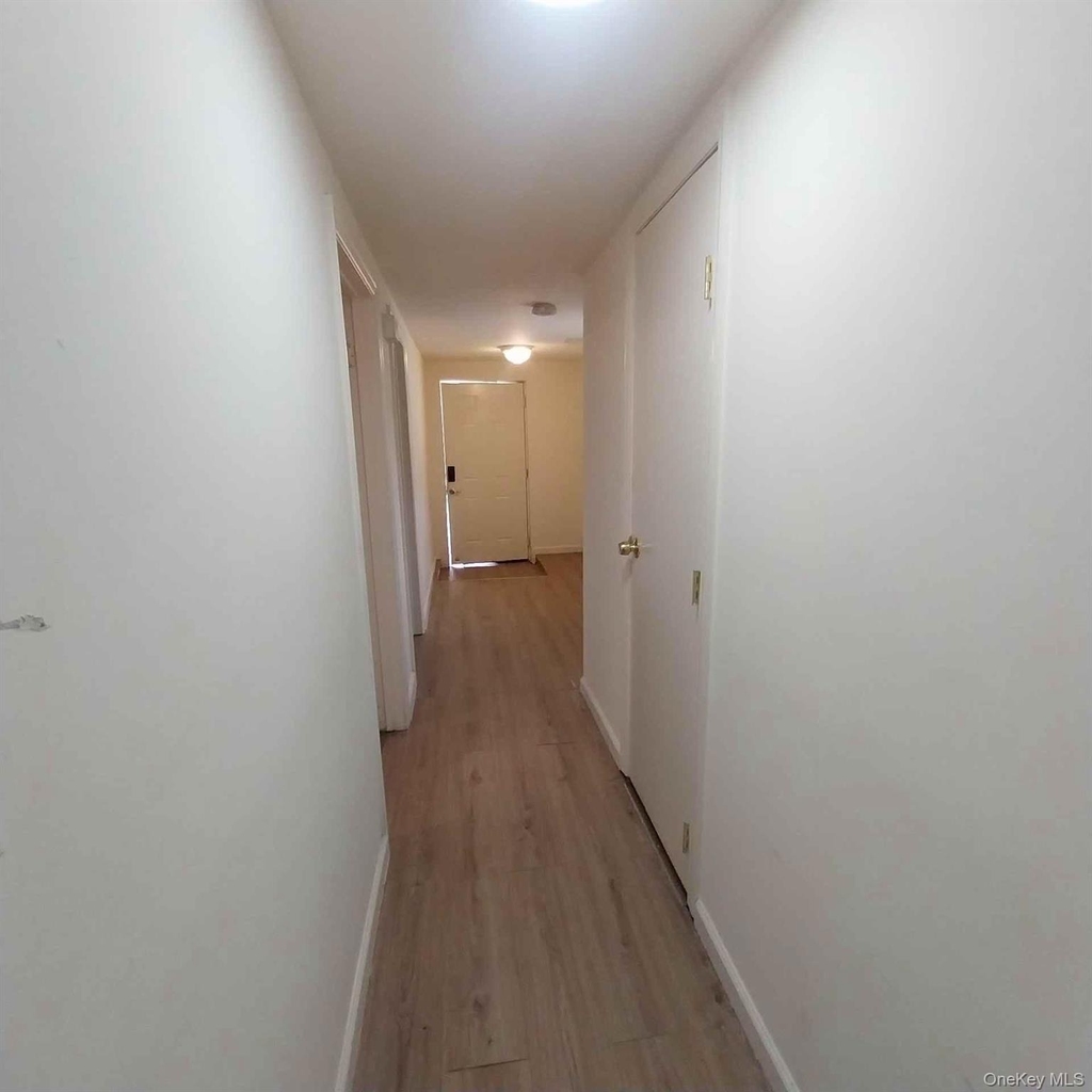 429 Guy Lombardo Avenue - Photo 8