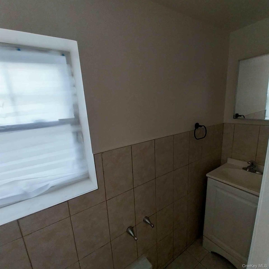429 Guy Lombardo Avenue - Photo 12