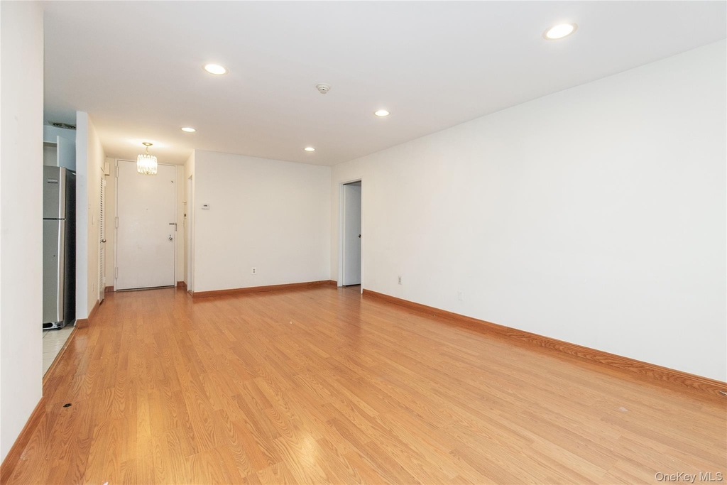 1 Ipswich Avenue - Photo 10