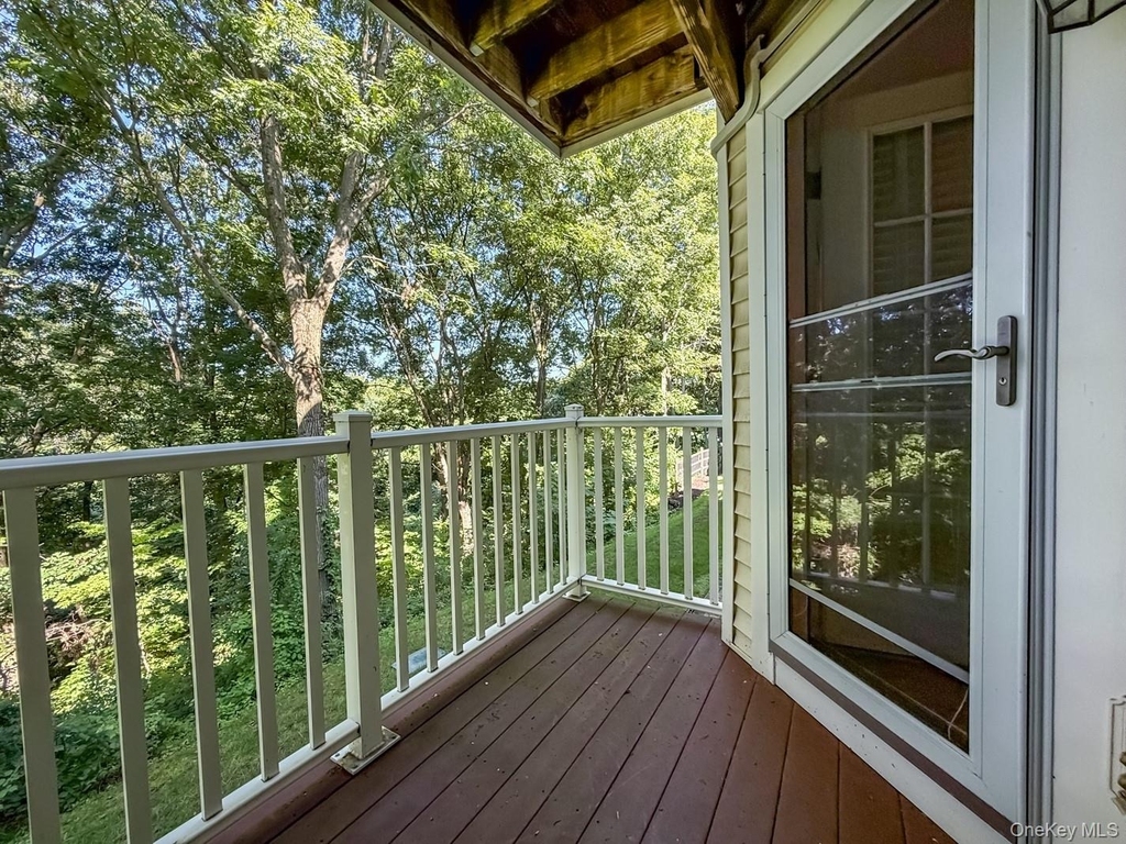 212 Viewpoint Terrace - Photo 18