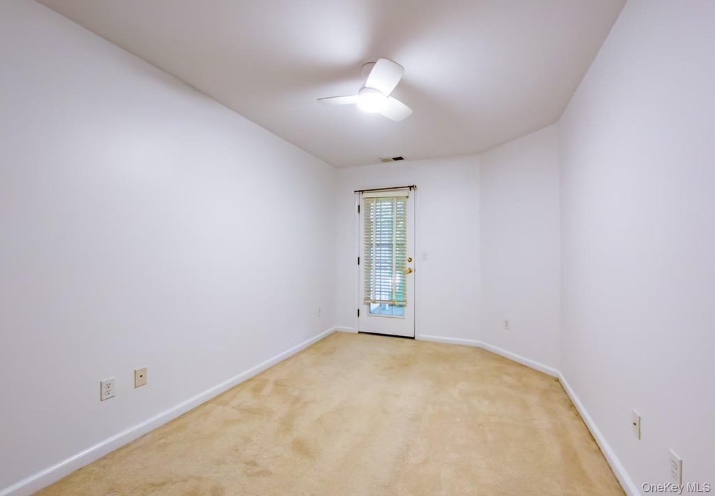 212 Viewpoint Terrace - Photo 9