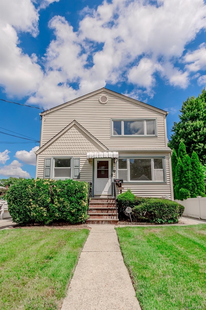 59 Wood Street - Photo 0