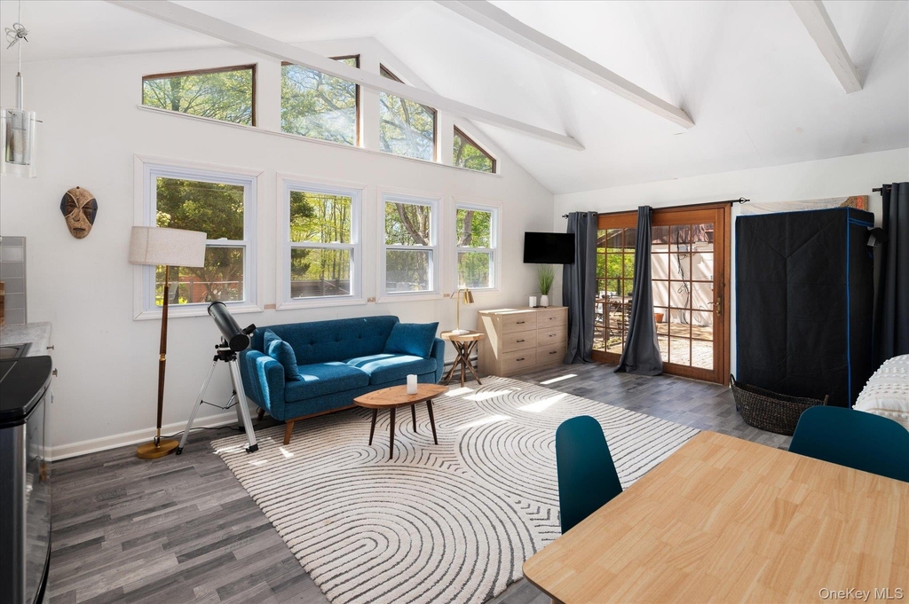 37b Mekeel Street - Photo 2